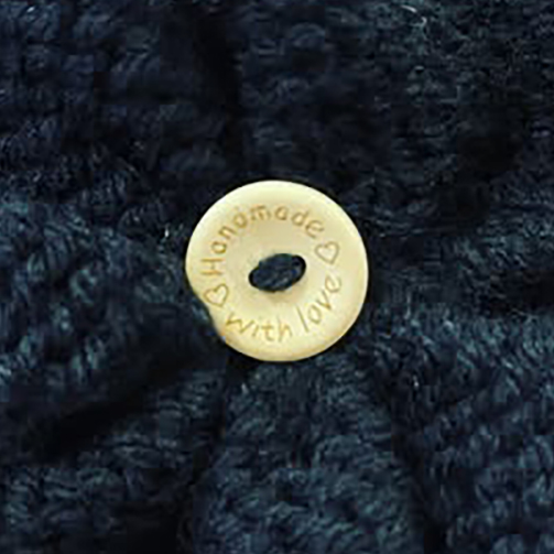 Heart to Art button: Handmade with love ❤️